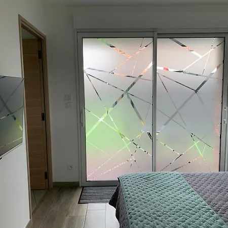 לינה וארוחת בוקר Les De Lily 2 Lorgies